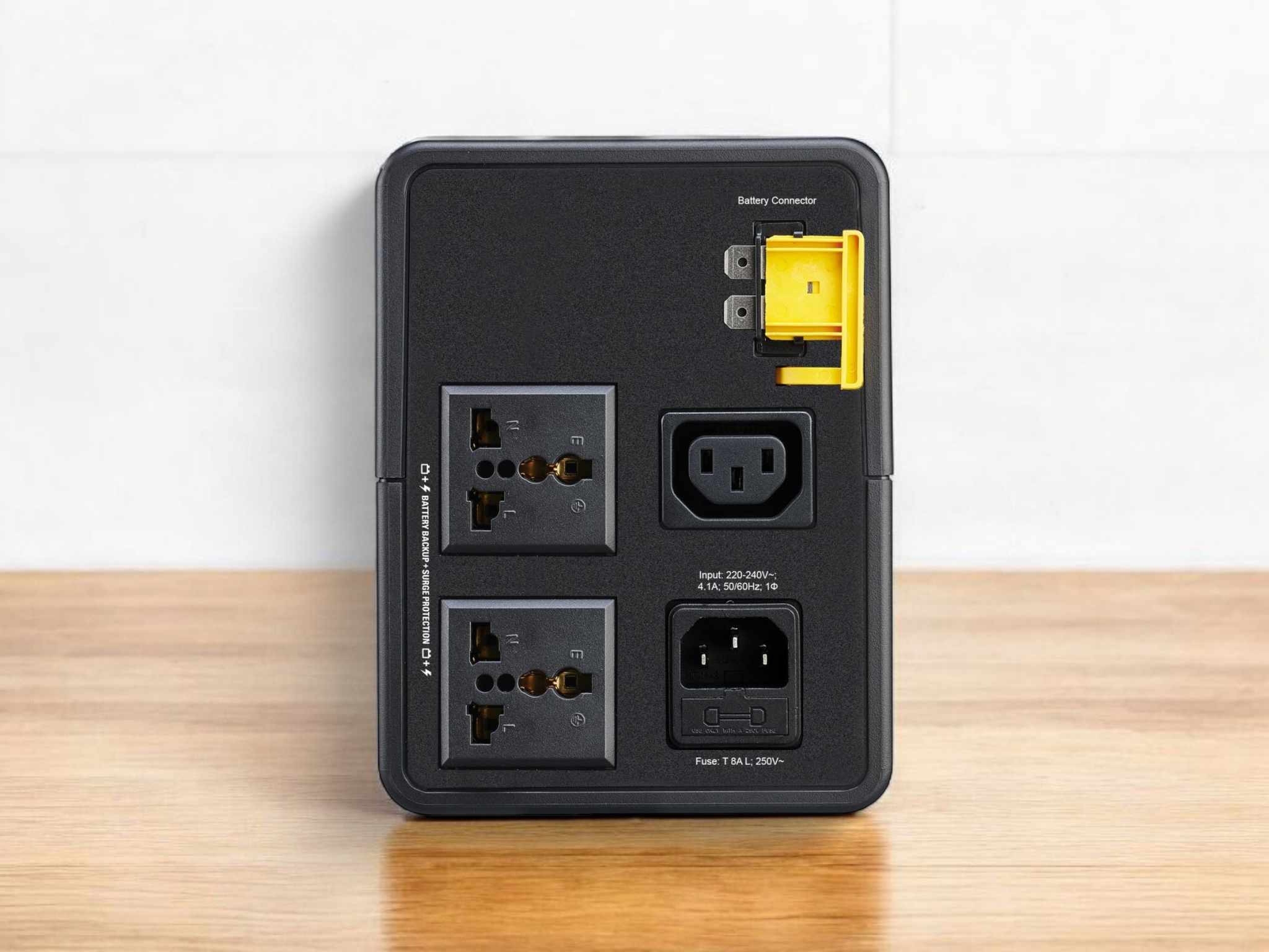 APC Easy UPS BVX 900VA, 230V, AVR, Universal Sockets