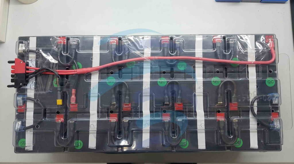 Photo rangkaian battery ups eaton 9px6kirtng2